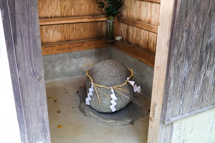 安産の神・子宝の玉石の画像